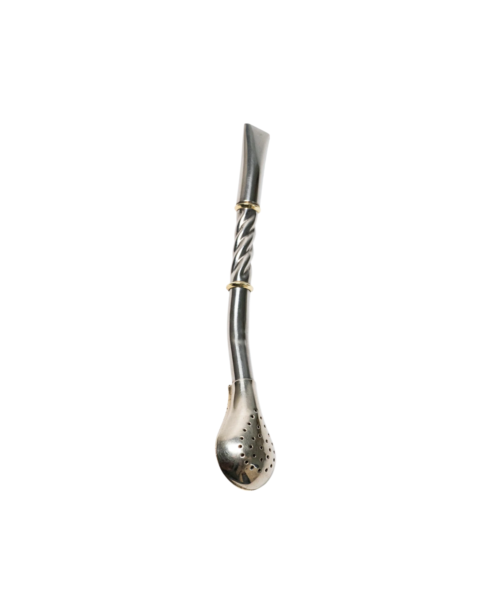 Bombillón torneado de alpaca plateada de 19 cm con detalles dorados y filtro perforado. Mate Club.