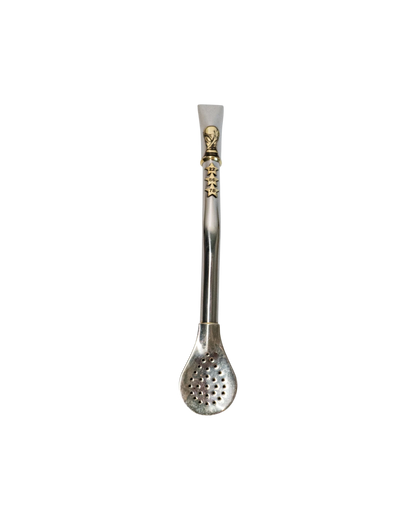 Bombillón de alpaca Mate Club edición Copa del Mundo con detalles en bronce y tres estrellas. Pico plateado.